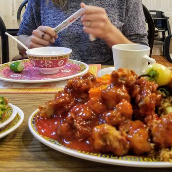 Lung Mon Playas - Broccoli Beef, Orange Chicken, Fried Rice, Green Tea - Chinese Near Me - Tijuana, BCN Lung Mon Playas - Broccoli Beef, Orange Chicken, Fried Rice, Green Tea - Chinese Near Me - Tijuana, BCN