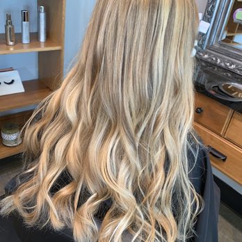 Sierra Dawn - Hair Stylists Near Me - Eugene, Oregon