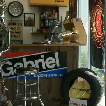 Ras's Temecula Speed Center - Front desk - Auto Repair Near Me - Temecula, California Ras's Temecula Speed Center - Front desk - Auto Repair Near Me - Temecula, California