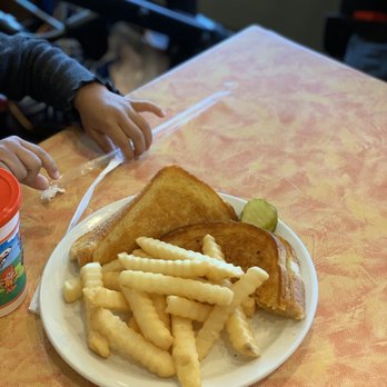 The Echo - Kids' Lunch (Grilled Cheese Sandwich) - Diners Near Me - Cincinnati, Ohio The Echo - Kids' Lunch (Grilled Cheese Sandwich) - Diners Near Me - Cincinnati, Ohio