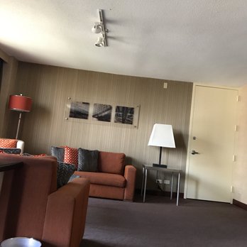 Hyatt Regency Chicago - Suite room - Hotels Near Me - Chicago, Illinois Hyatt Regency Chicago - Suite room - Hotels Near Me - Chicago, Illinois
