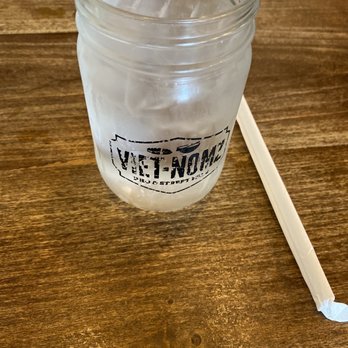 Viet-Nomz - Nice water cups - Vietnamese Near Me - Winter Park, Florida Viet-Nomz - Nice water cups - Vietnamese Near Me - Winter Park, Florida