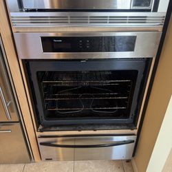 Urgent Appliance Repair - Thermador Built-in oven