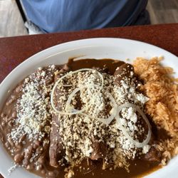 La Poblana Mexican Food - Chicken enchiladas de mole