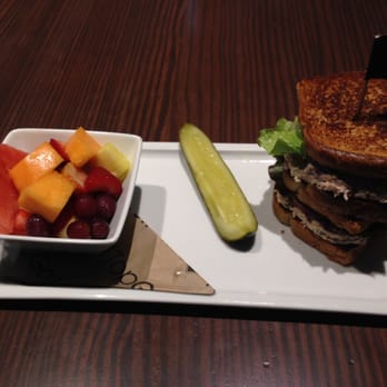 Topgolf - Tuna sandwich and fruit - Golf Near Me - Scottsdale, Arizona