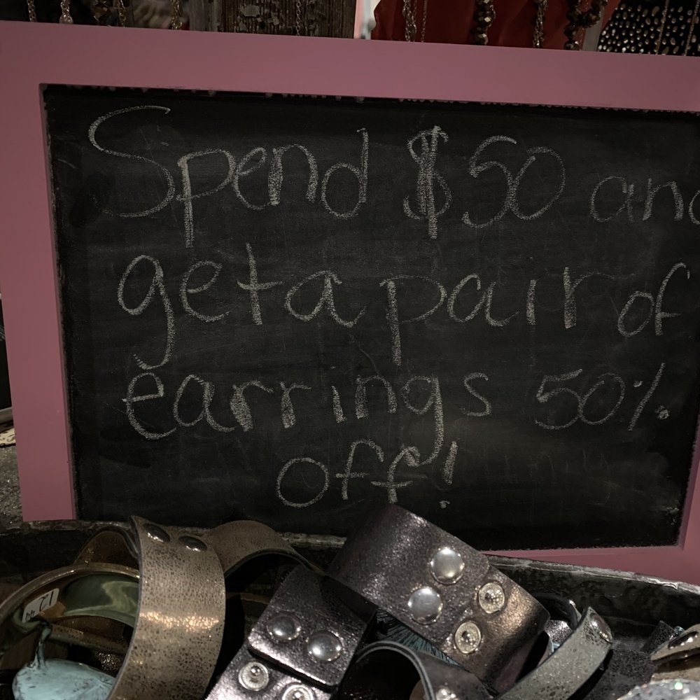 Tara's - Women's Clothing Near Me - Gadsden, Alabama