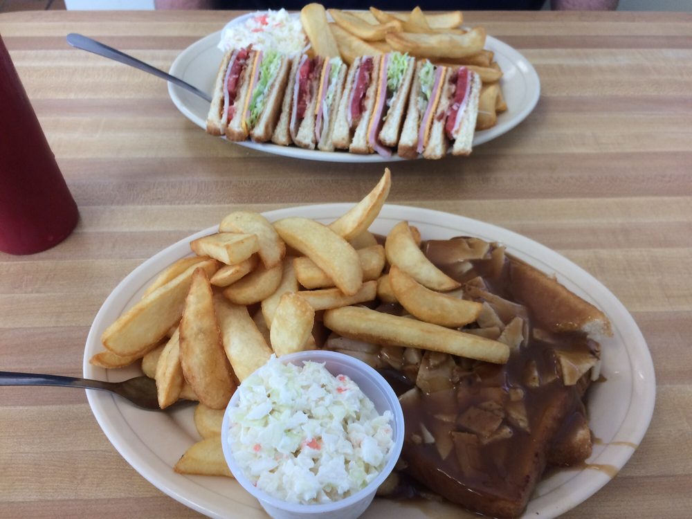 THE NEW CLOCK RESTAURANT Updated August 2024 3798 Farrs Bridge Rd