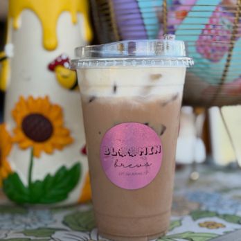 Bloomin Brews Coffee - iced vanilla latte with cold foam - Coffee & Tea Near Me - San Antonio, Texas Bloomin Brews Coffee - iced vanilla latte with cold foam - Coffee & Tea Near Me - San Antonio, Texas