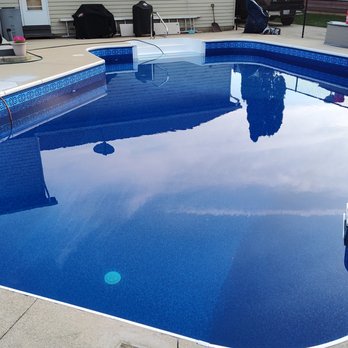 Dennis Pool Service - Completed pool - Swimming Pools Near Me - Eagle, Wisconsin Dennis Pool Service - Completed pool - Swimming Pools Near Me - Eagle, Wisconsin