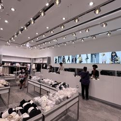 H&M