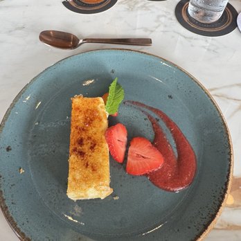Craft Tampa - Crème brûlée cheesecake - American Near Me - Tampa Bay, Florida Craft Tampa - Crème brûlée cheesecake - American Near Me - Tampa Bay, Florida