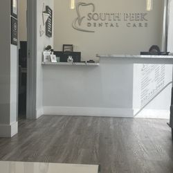 South Peek Dental Care - Sitting area and check in desk