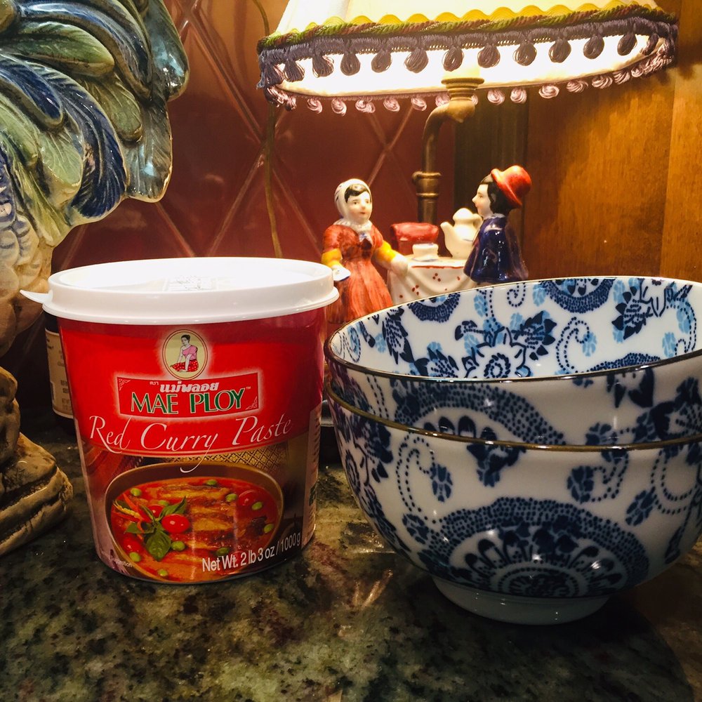 Cali Saigon Mall - My Big Girl Red Curry & Gorgeous Blue Bowls. - Shopping Centers Near Me - Garland, Texas
