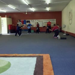 Al Lima's Studio of Self Defense - this is a little kids class that was going on when I stopped in