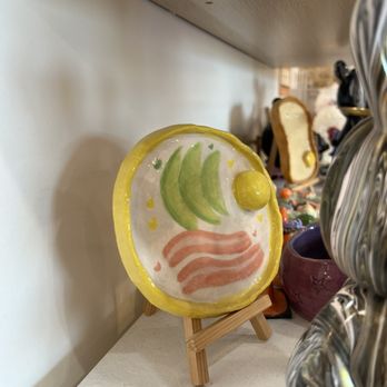 Hello Pottery - IG: happyfoodietown - Paint-Your-Own Pottery Near Me - Irvine, California Hello Pottery - IG: happyfoodietown - Paint-Your-Own Pottery Near Me - Irvine, California