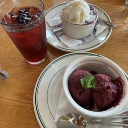 Blueberry Crisp