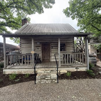 Cotton Gin Village - Cabin - Bed & Breakfast Near Me - Fredericksburg, Texas Cotton Gin Village - Cabin - Bed & Breakfast Near Me - Fredericksburg, Texas