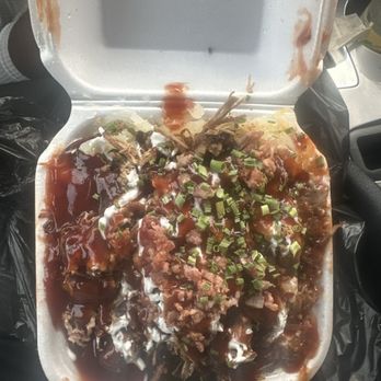 Lil Moe's Potatoes - Baked potato - Food Trucks Near Me Lil Moe's Potatoes - Baked potato - Food Trucks Near Me