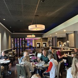 The Lemon Grass Restaurant - Lacey - Dining area