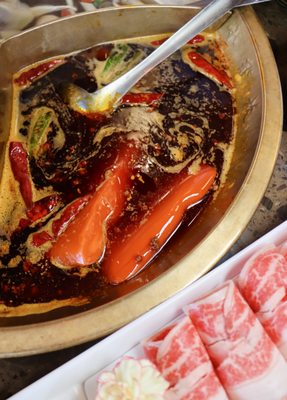 Shoo Loong Kan Hotpot by null