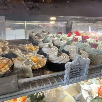 The Butterwood Bake Consortium - Desserts Near Me - Pittsburgh, Pennsylvania