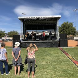 Calvary Chapel - Calvary Worship Team in the park