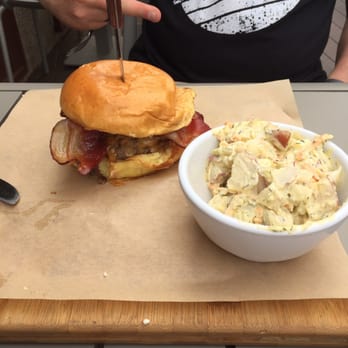 Buttonwood Grill - New American Near Me - Lahaska, Pennsylvania