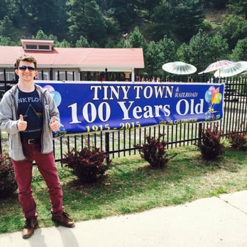 Tiny Town - The Brit has gone to Tiny Town - Amusement Parks Near Me - Morrison, Colorado