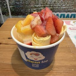 Vanilla Ice Cream Roll