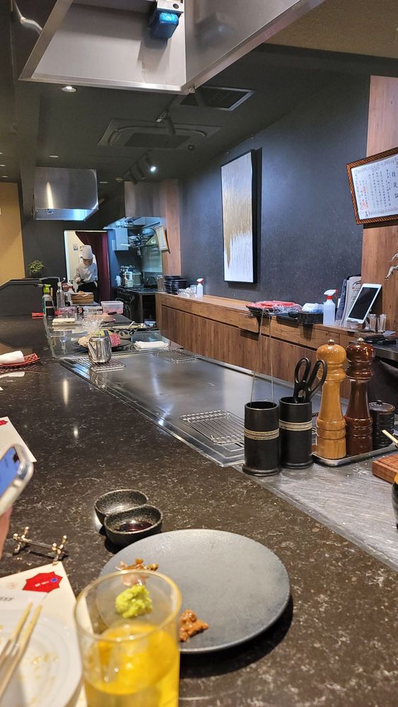 KOBE BEEF WANOMIYA Dotonburi Honten