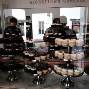 Georgetown Cupcake - Displaying cupcakes. - Cupcakes Near Me - Washington, DC, District of Columbia
