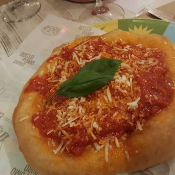 Rossopomodoro - Fried pizza was really super good - Napoletana Near Me - Venezia, VE Rossopomodoro - Fried pizza was really super good - Napoletana Near Me - Venezia, VE