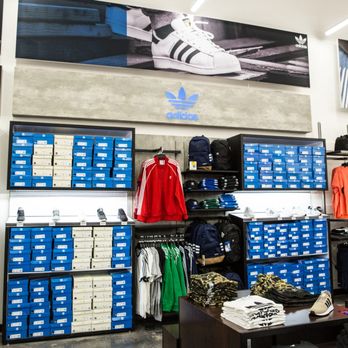 WSS - Shoe Stores Near Me - Bakersfield, California WSS - Shoe Stores Near Me - Bakersfield, California