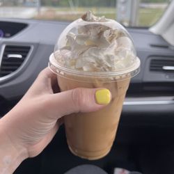 Mudslingers Drive Thru Coffee - Iced blueberry crumble latte 4//7/23