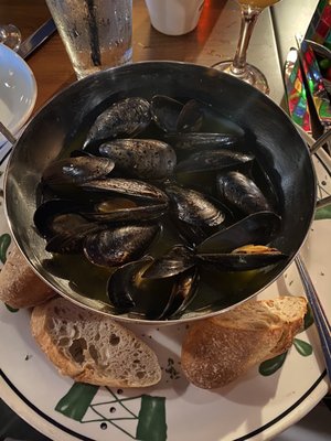 Cactus Taverna by null