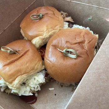 Yo-Bones BBQ - Bbq meat sliders - Barbeque Near Me - Vancouver, British Columbia Yo-Bones BBQ - Bbq meat sliders - Barbeque Near Me - Vancouver, British Columbia
