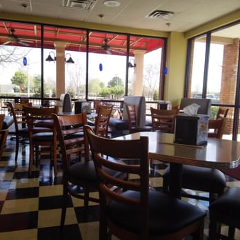 Lennys Grill & Subs - Dining area - Sandwiches Near Me - Bartlett, Tennessee Lennys Grill & Subs - Dining area - Sandwiches Near Me - Bartlett, Tennessee