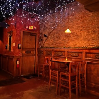 The Crown & Crow - Interior - Bars Near Me - Washington, DC, District of Columbia