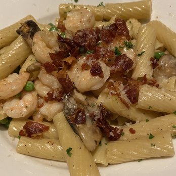 State & Main Kitchen And Bar - Truffle & shrimp rigatoni - Bars Near Me - Hamilton, Ontario