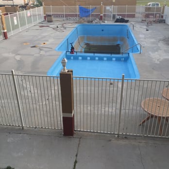 Quality Inn - So much for the pool - Hotels Near Me - Lincoln, Nebraska