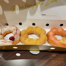 Mochinut - Southcenter - 3 mochi donut set