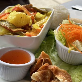 Panya Thai Kitchen - Thai Near Me - Escondido, California