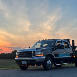 Gonzalo's Towing Service & Repair