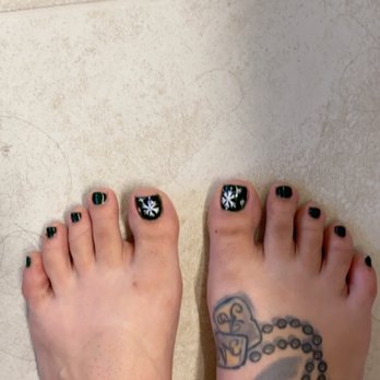 Venus Nails Spa - Regular nail polish with snowflake design. - Nail Salons Near Me - Spring, Texas
