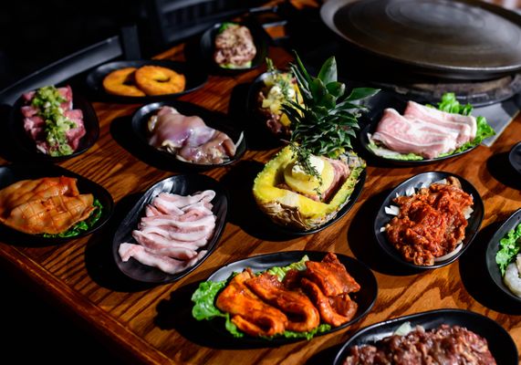 MeatUp Korean BBQ & Bar by null