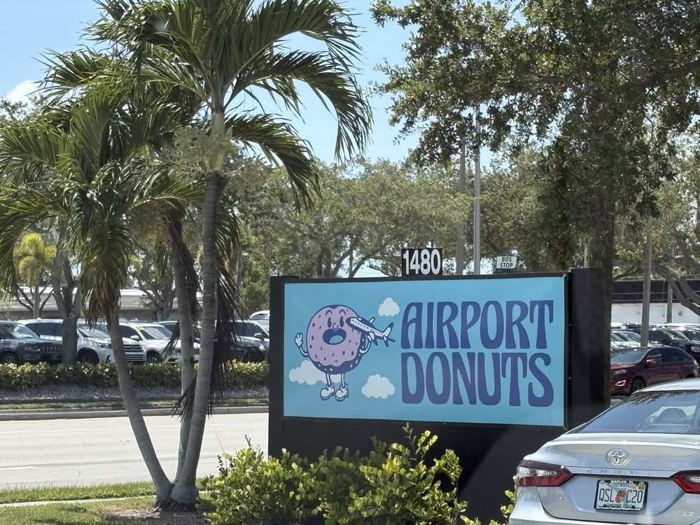 Airport Donuts Logo