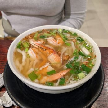 Saigon Eden - #64 crab claw and shrimp udon noodles - Vietnamese Near Me - Alhambra, California