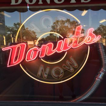 St. Pete Bagel Co - Neon donut sign - Bagels Near Me - Largo, Florida