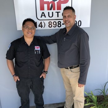 Auto Consult - José visiting Francisco of FNP Auto. - Business Consulting Near Me