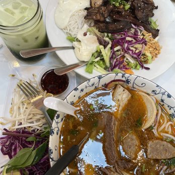 Sip Pho - Bun Bo Hue Pho - Vietnamese Near Me - Austin, Texas